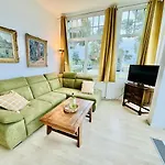 Lotsenhaus, Atelier Meerblick Apartment *